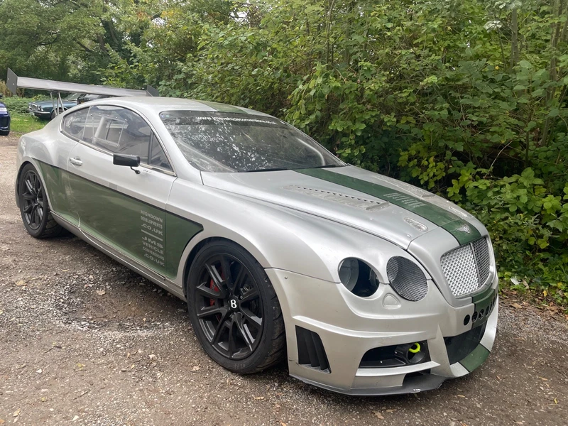 Bentley Continental GT 6.0 W12 Race Car