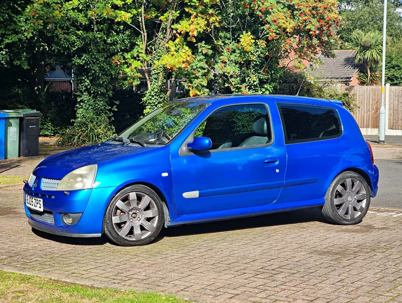 Renault Clio RS 182