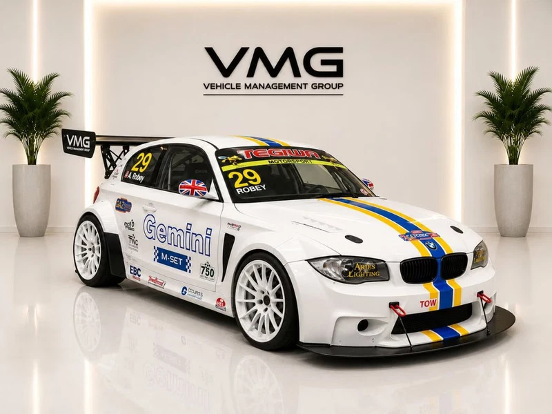 2016 BMW Race Car M3 3.2