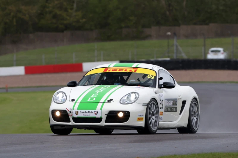 Porsche Cayman 987.1 Race Car