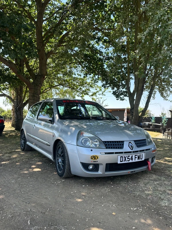 Renault Clio 182 Track Spec