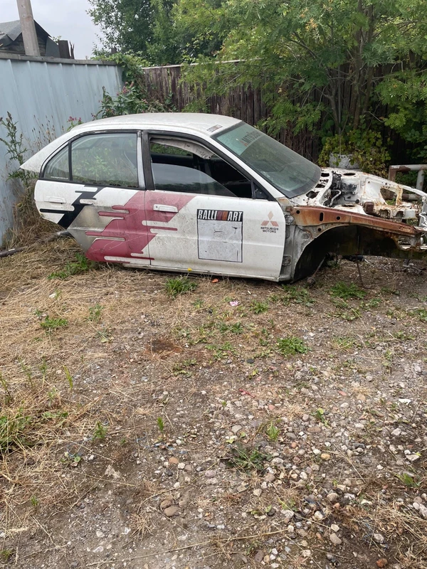 Mitsubishi Evo 4 Body Shell