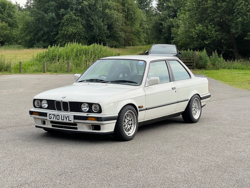 1990 Bmw E30 3uz 4.3 V8