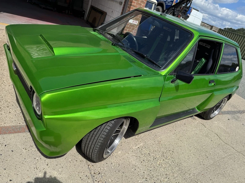 Ford Fiesta Mk1 - 2.9 V6 - Rwd