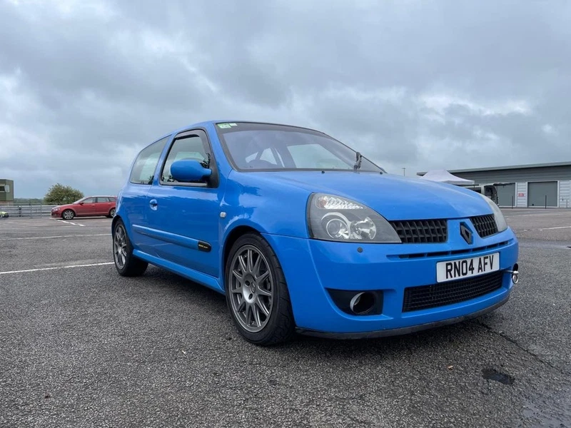 Renault Clio Renaultsport 182 Track Car