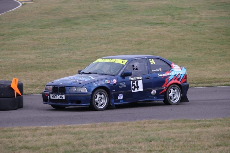 BMW 318Ti Compact Rally Car
