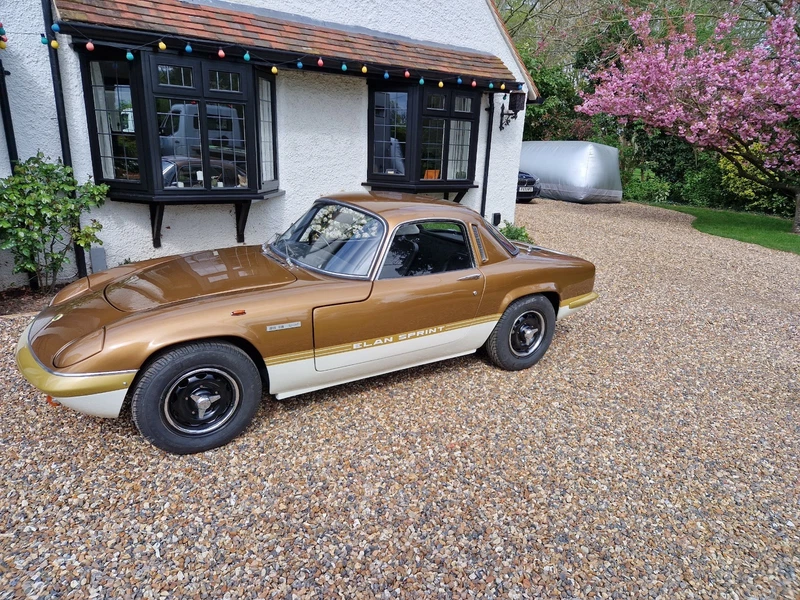 Lotus Elan Sprint FHC