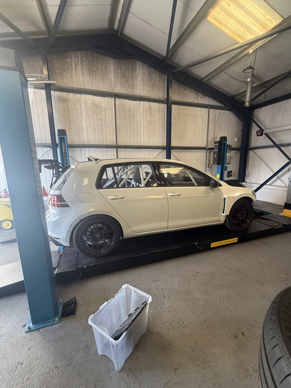 VW Golf Gti Race Car