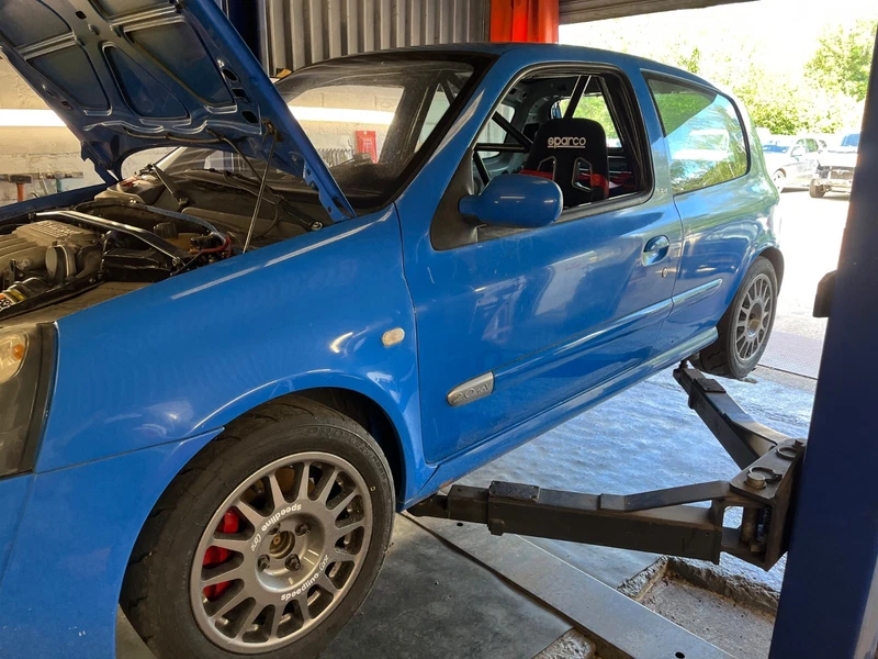 Renault Clio 182 Race/track Car