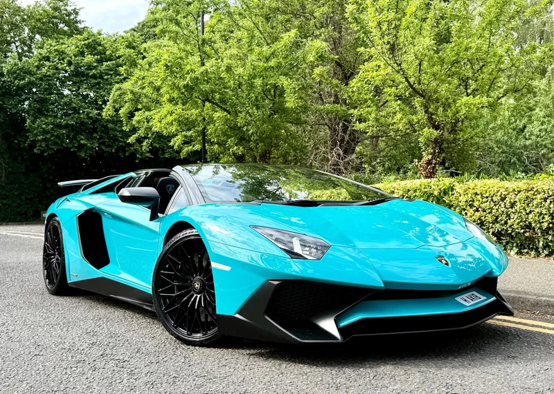 Lamborghini Aventador 6.5 V12