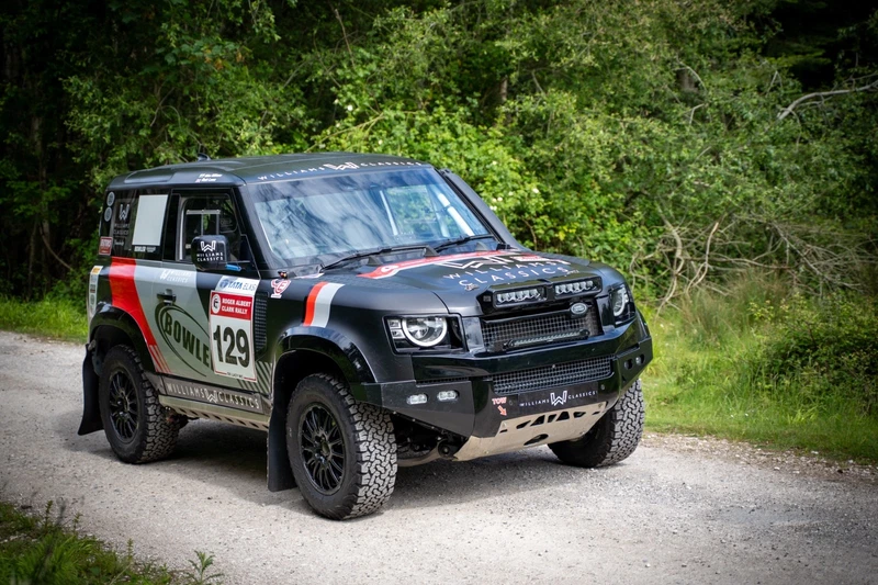 2022 Land Rover Defender 90 Rally Bowler