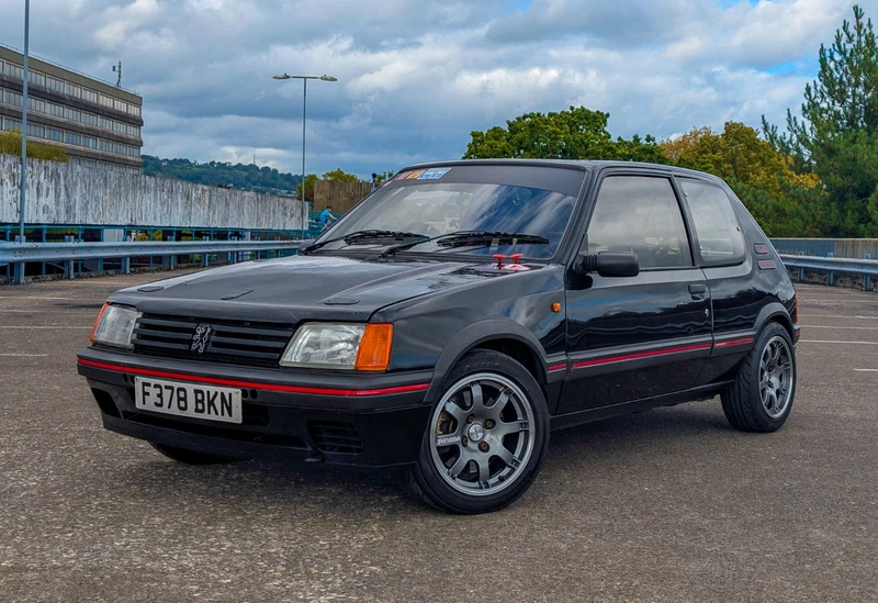 Peugeot 205 GTi Mi16 Track Car
