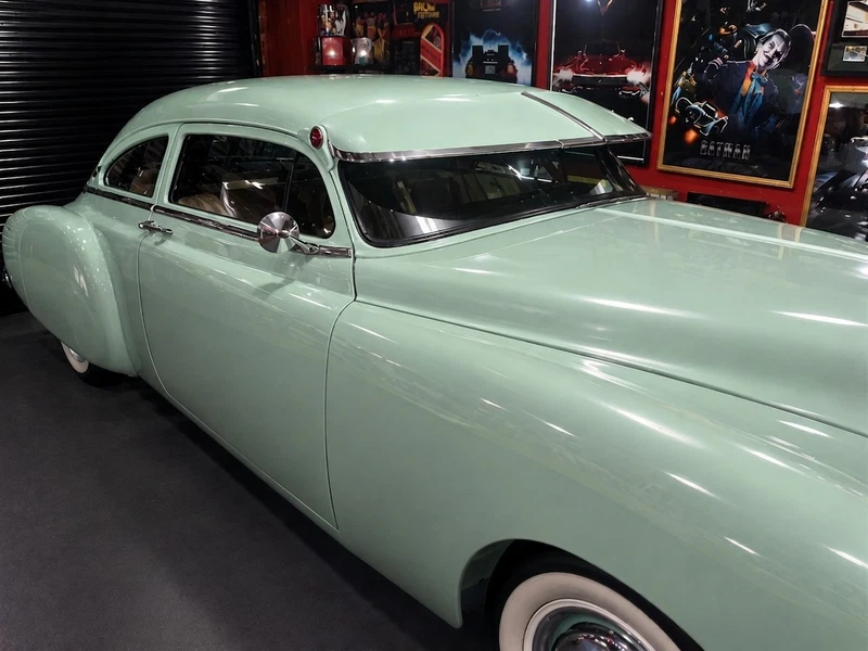 Classic American V8 Custom Hotrod