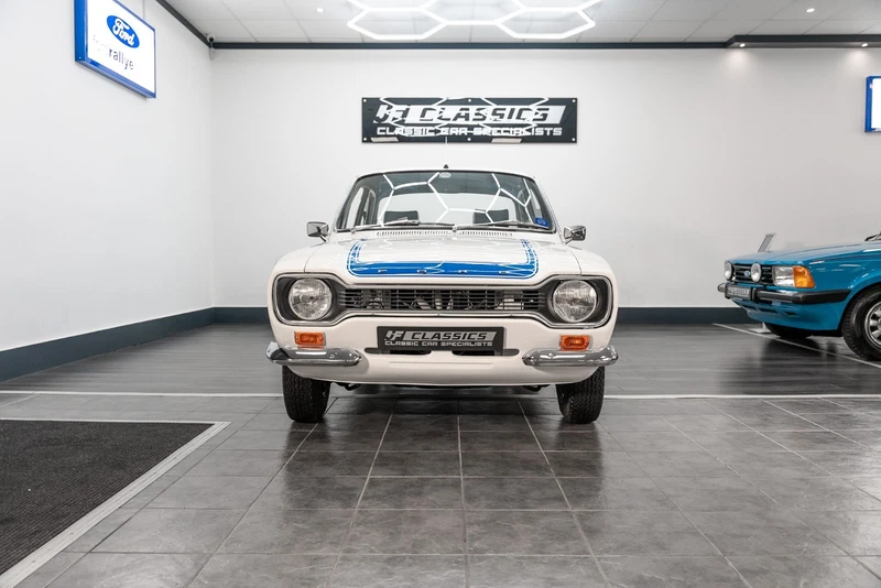 Ford Escort Mk1 R2000