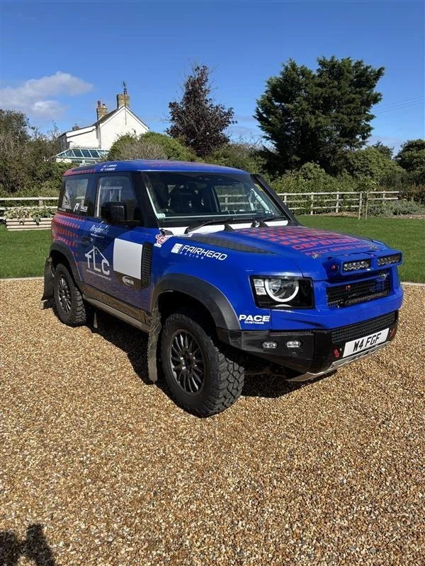 2022 Land Rover Defender 90 Rally Bowler