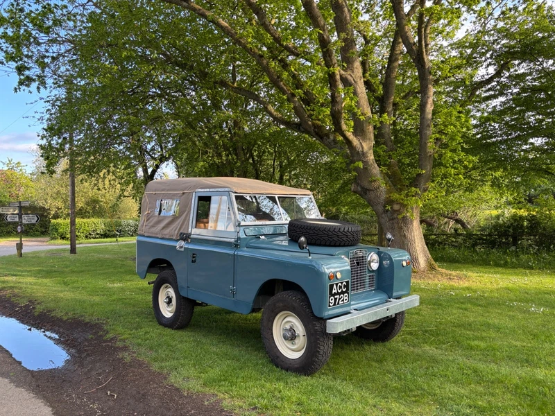 Series 2a Land Rover
