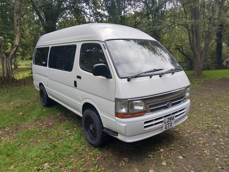 Toyota Hiace 4x4 Camper