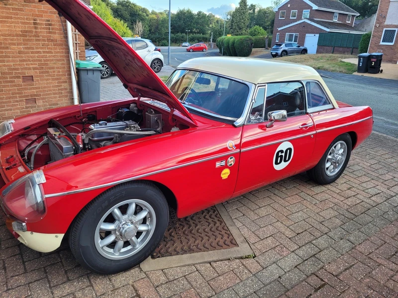 MG B Roadster Track Car