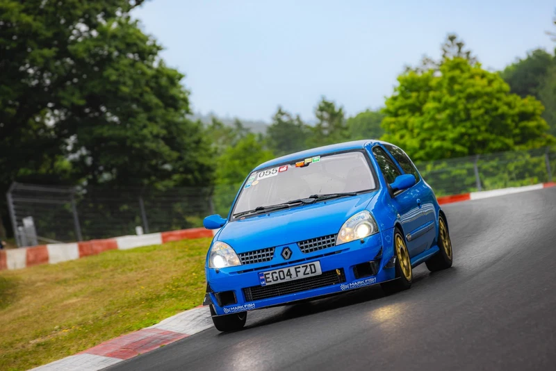 Renault Clio 182 road legal track car
