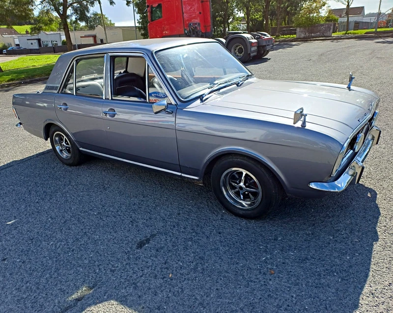 Ford Cortina 1600e