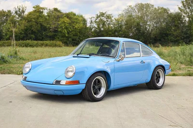 Porsche 911 2.2