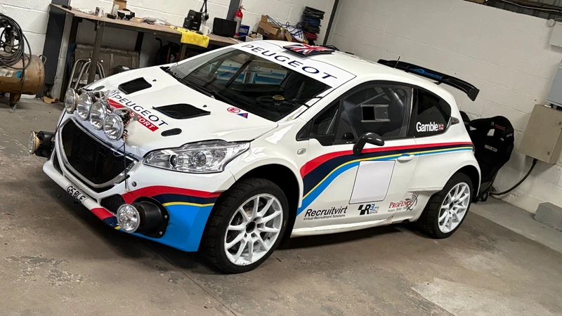 Peugeot 208 T16 R5 Rally Car