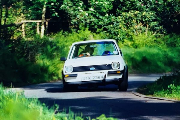 Mk1 Fiesta of Mark Shillabeer pushing hard through the Esses