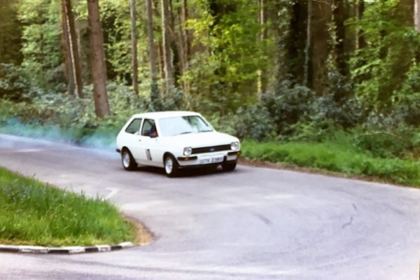 Mk1 Fiesta of Mark Shillabeer approching Sawbench hairpin