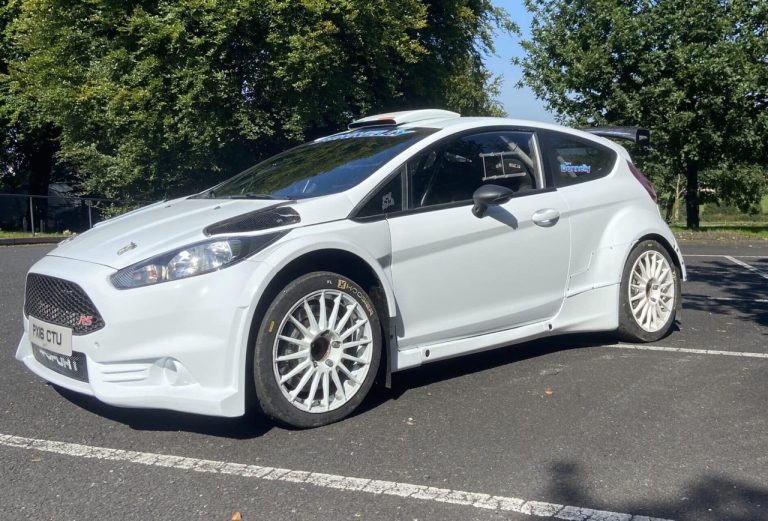 Ford Fiesta R5 Evo2 Rally Car
